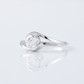 Swirl 1.00 CT Round Cut Moissanite Diamond Solitaire Engagement Ring