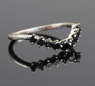 Curved Round Black Moissanite Diamond Wedding Band