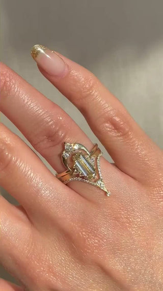 Baguette Cut Moissanite Diamond Trio Engagement Ring Set