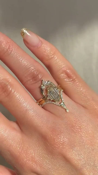 Baguette Cut Moissanite Diamond Trio Engagement Ring Set