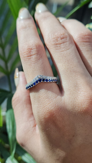 Curved Round and Sapphire Diamond Wedding Band