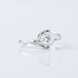  Swirl 1.00 CT Round Cut Moissanite Diamond Solitaire Engagement Ring