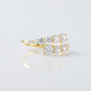 Open Cuff Round Diamond Graduated Set Engagement Ring