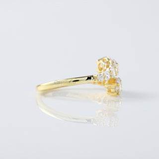 Open Cuff Round Diamond Graduated Set Engagement Ring