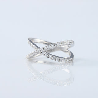 Crossover Round Moissanite Diamond Wedding Ring in Solid White Gold