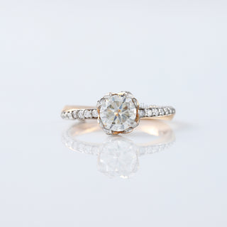 Vintage-Inspired Flower Shape Engagement Ring | Lotus Prong 1 Ct Lab Grown Wedding Ring