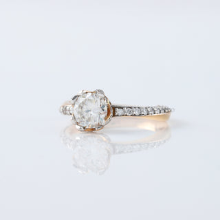 Vintage-Inspired Flower Shape Engagement Ring | Lotus Prong 1 Ct Lab Grown Wedding Ring