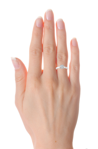 Solitaire Round Cut Moissanite Engagement Ring